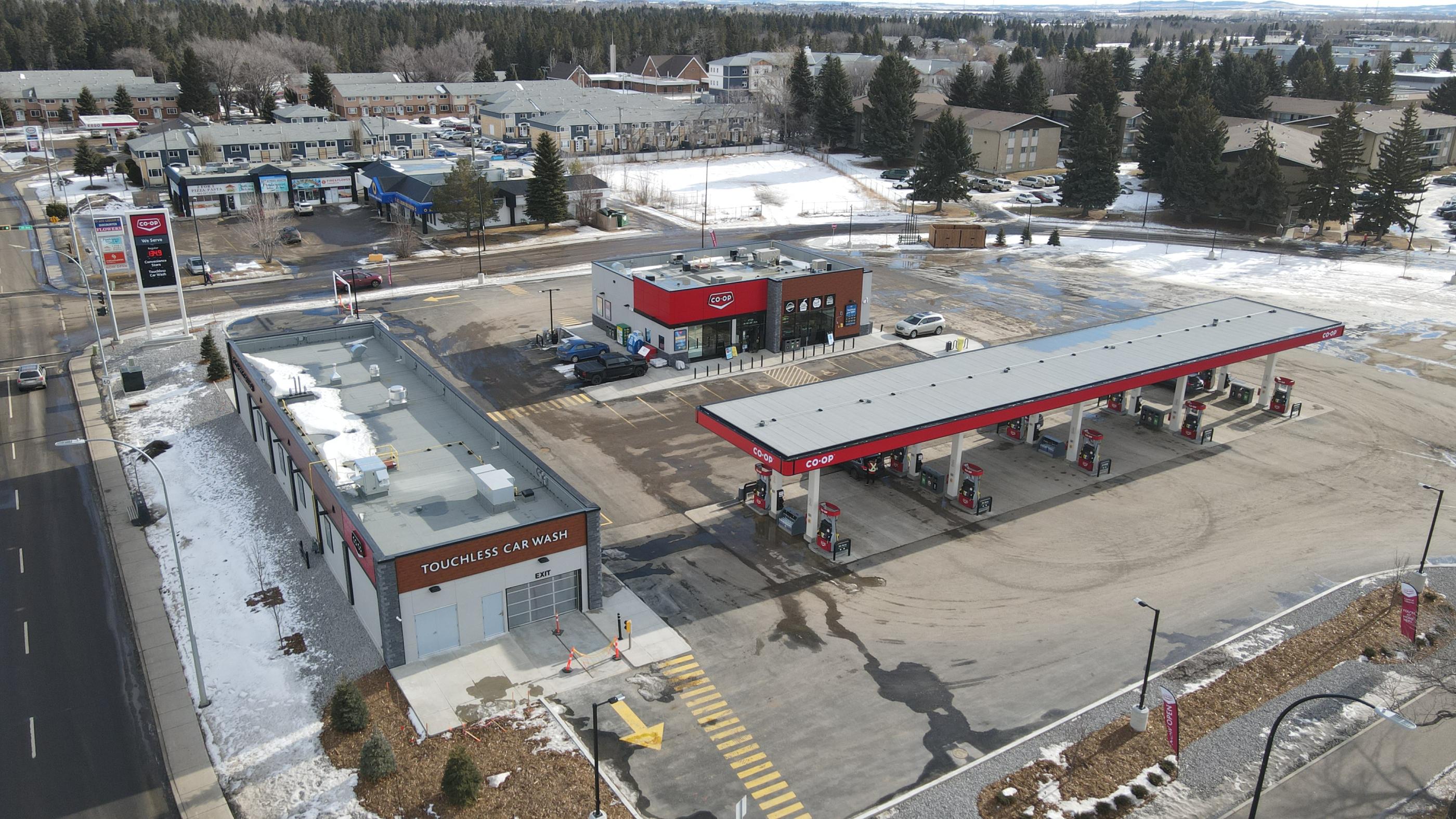 red-deer-co-op-gas-bar-convenience-store-and-car-wash